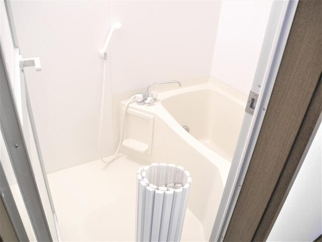 ラ・フィールドＫの浴室