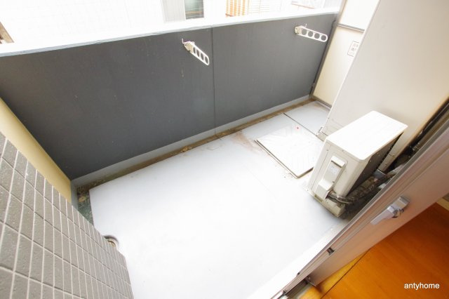 セレニテ新大阪　仲介手数料無料のバルコニー