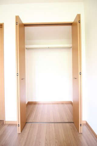 エタニティの収納|便利な収納スペースです