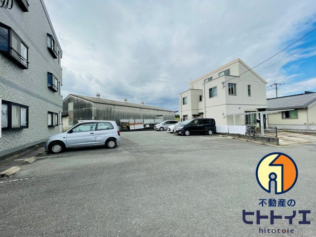 イルプリモ広川の駐車場