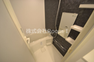 【浴室】 | ルネフラッツ谷町四丁目 | コンパクトで使いやすいお風呂です