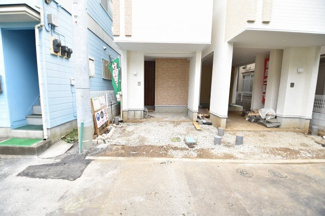 【外観】 | 現地見学や資料請求などお気軽にお問合わせ下さい。
周辺環境とあわせて現地ご案内致します。