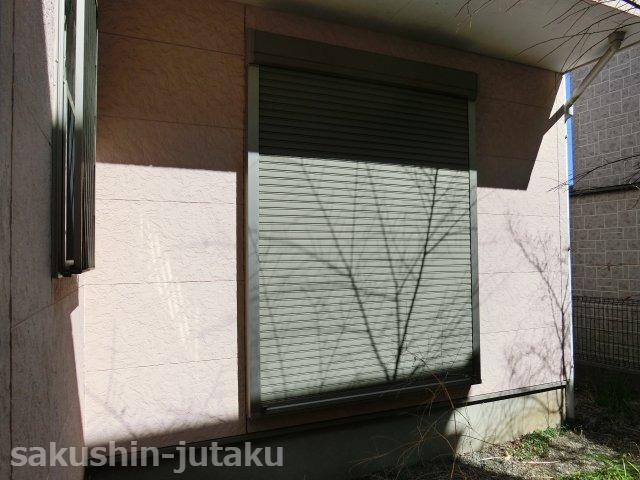 作新台５丁目　中古戸建の外観|シャッター雨戸付き
