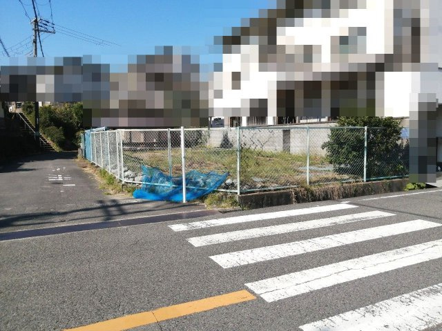 岸和田市尾生町　土地の前面道路含む現地写真|東南角地