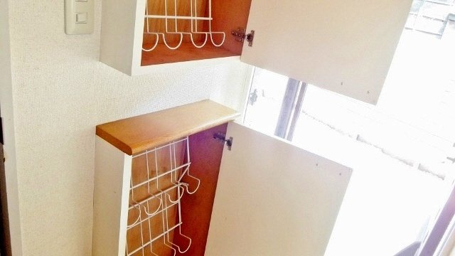 カタンクローバーⅡの玄関|下駄箱ついています