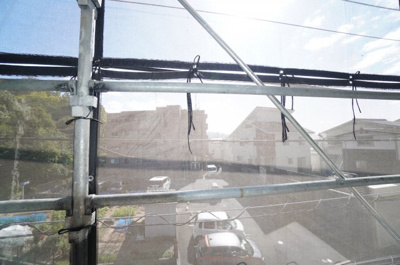 【展望】 | もみじマンション柳ヶ丘 | 【眺望】
丁度大規模修繕工事の真っ最中だったので残念な画像に。。。
しかし、マンションを買うなら管理会社を買え！と言うぐらいなので、
本物件の管理会社施工の工事ですので、維持管理も安心ですね。