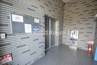 【エントランス】 | ＮＳ法円坂 | 落ち着いたエントランスです