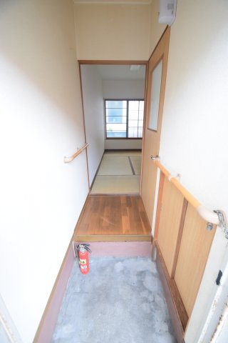 【玄関】
