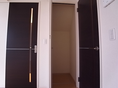 【玄関】 | ヴィラマーレ