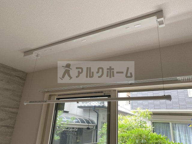Re Court Stella （リコートステラ）のエントランス|Re Court Stella A棟（柏原市法善寺）　室内物干し