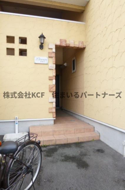 リブレア東櫛原A棟のエントランス|清潔なエントランスです