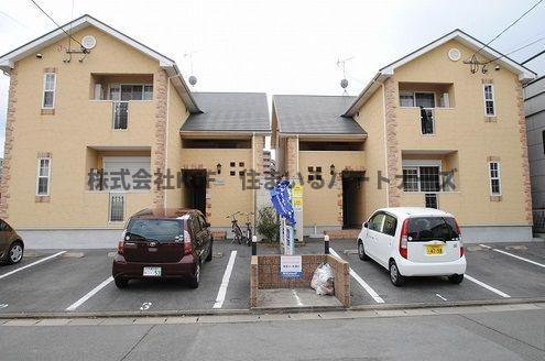 リブレア東櫛原A棟の駐車場