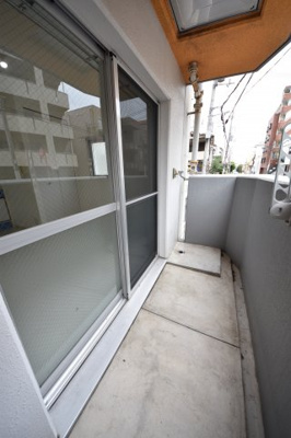 【バルコニー】 | グランシャリオ山本通