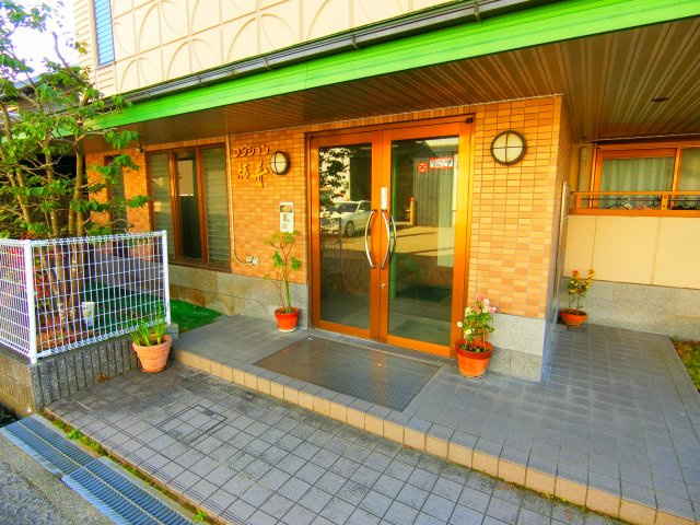 マンション福寿のエントランス