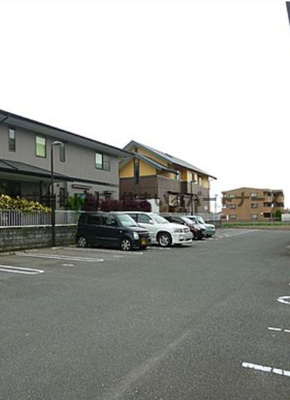 ヴィルヌーブ合川の駐車場|駐車場です