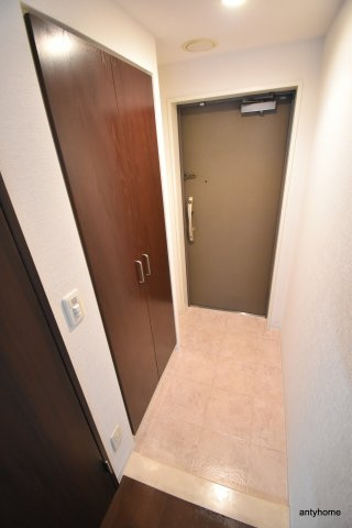 CASSIA塚本　仲介手数料無料の玄関