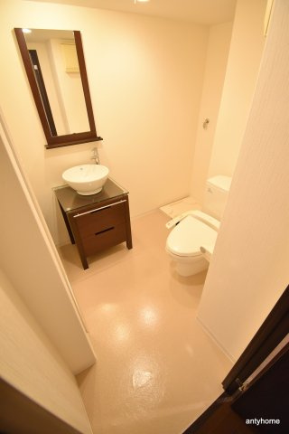 CASSIA塚本　仲介手数料無料の洗面所