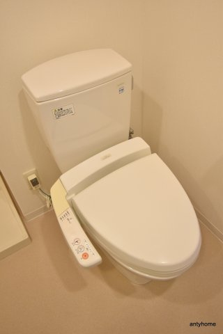 CASSIA塚本　仲介手数料無料のトイレ