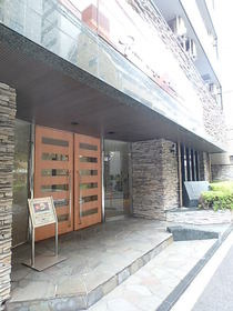 【エントランス】 | ガラ・ステージ麻布十番