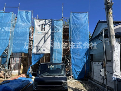【前面道路含む現地写真】 | 仲介手数料無料　多摩市連光寺６丁目新築戸建て２棟　１号棟