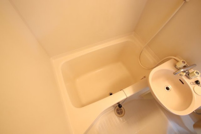  | エステート松葉喜志ビル