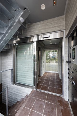 【エントランス】 | e'walu Shirokane