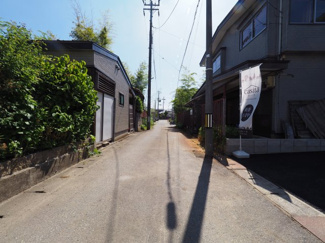 【前面道路含む現地写真】