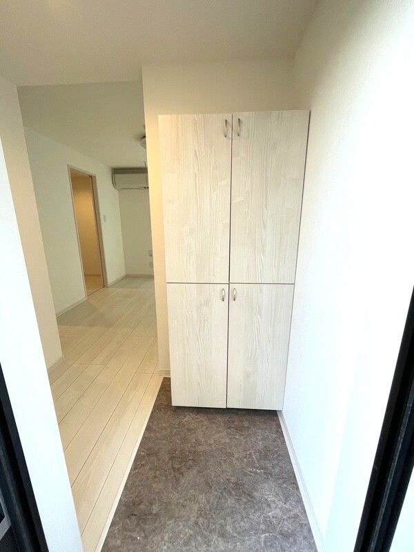 ロイヤルメゾン幕張本郷の居間・リビング