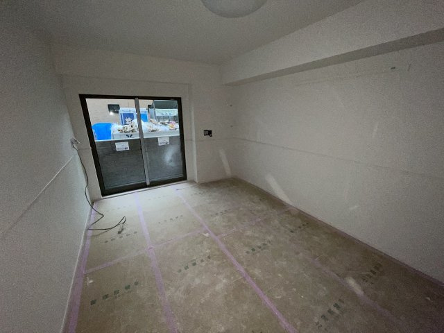 船橋市前原西１丁目のアパートの居間・リビング