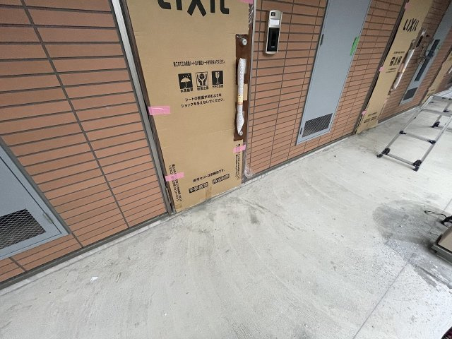 船橋市前原西１丁目のアパートのロビー