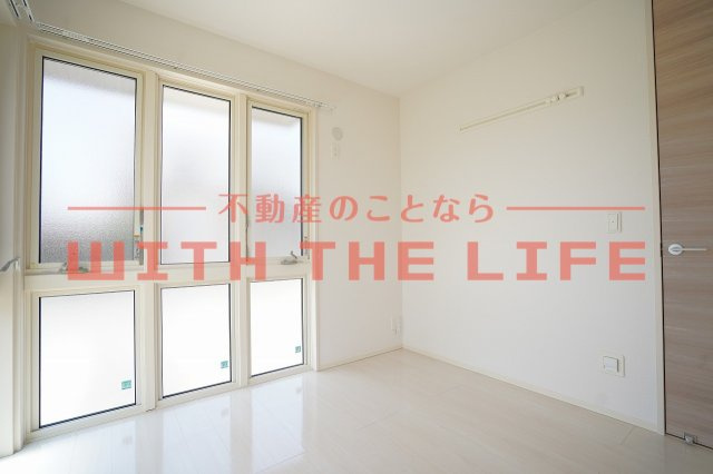 ペルラディアマンテ【10，000円キャッシュバック対象物件】の洋室|スタンダードな洋室です