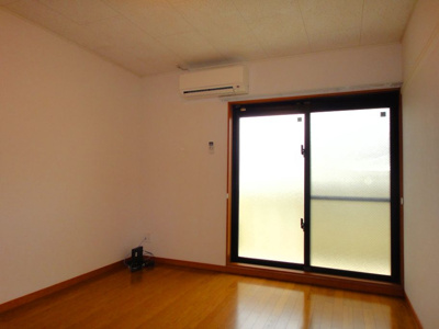 【洋室】 | 安慶名