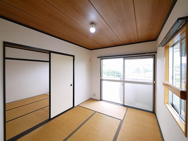 生駒川パークハイツの和室|フローリングだけでなく、和室もあります