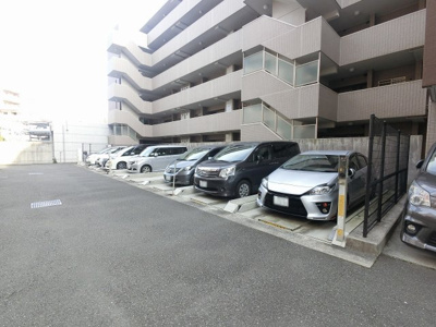 【駐車場】 | シャリエ日吉 | 機械式・平置き駐車場です。