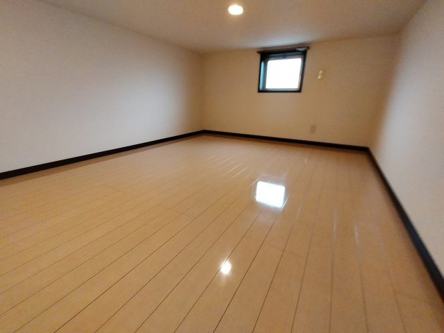  | エスティームⅡ番館