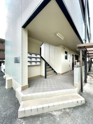 【エントランス】 | ハイツ阪井