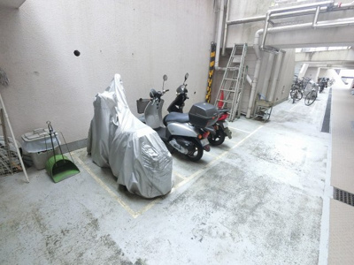 【その他共用部分】 | シティパル藤が丘１ | バイク置場です。