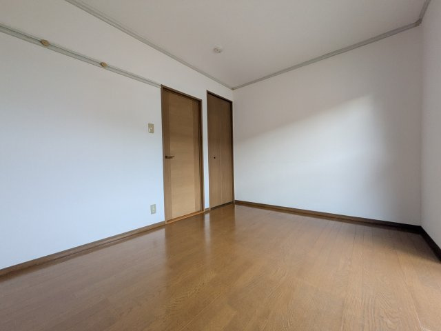 グリーンコーポCの洋室