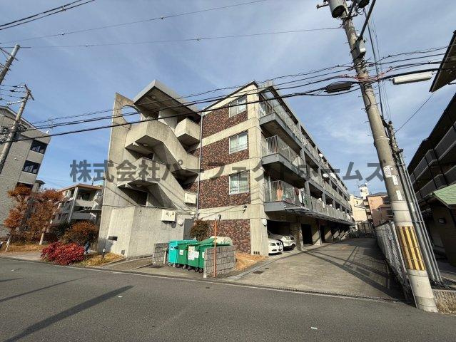 天の川フラットの外観|落ち着いた雰囲気の外観です