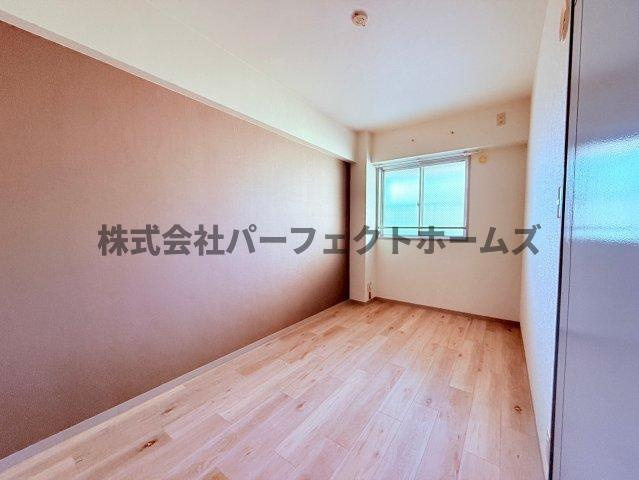 天の川フラットの洋室|広々とした洋室です