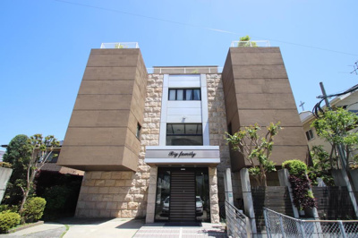 【外観】 | ビッグ・ファミリービル