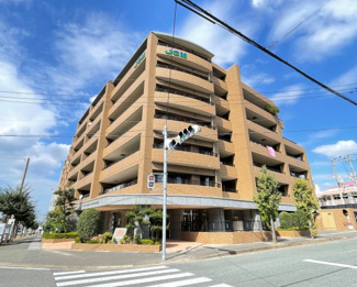 【外観】 | 博多南駅から徒歩16分。暮らしやすい住宅地のマンション。白水小まで徒歩1分