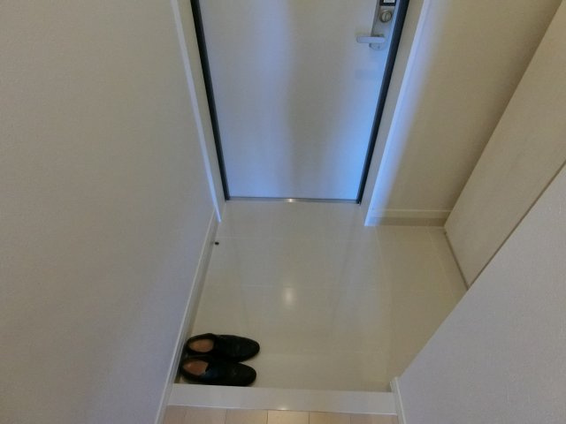 【玄関】 | ヴェヌスタ西田辺