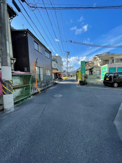 【前面道路含む現地写真】