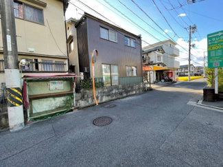 【前面道路含む現地写真】