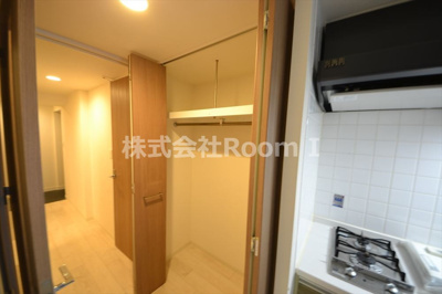 【収納】 | プレサンス堺筋本町駅前 | たっぷりとした収納スペースです