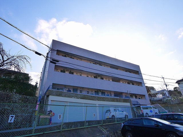 新生駒マンションの外観|物件の外観です