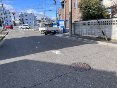 【前面道路含む現地写真】 | 昭和区檀溪通第2期　全1棟　1号棟＜仲介手数料無料＞八事小・駒方中　新築一戸建て | 1/12撮影
住宅ローンアドバイザーの村田です。住宅ローン審査が通らなかった方、あきらめる前にご相談ください。