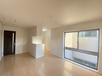 【居間・リビング】 | エクセレント日吉【SHM】 | 人気なカウンターキッチンの12.5帖リビングダイニングです！