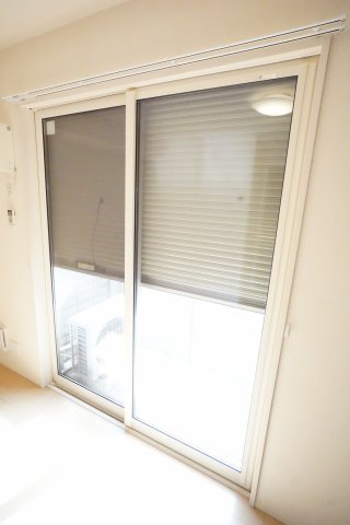 【セキュリティ】 | グレイスコート | ※同物件、同タイプ、間取り反転のお部屋です※角部屋の為二面採光になります。